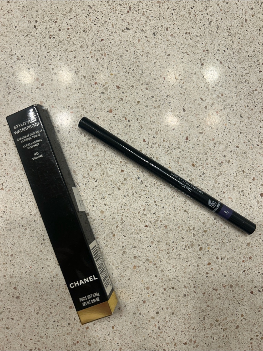 NIB Chanel Stylo Yeux Waterproof Eye Pencil DISCONTINUED, HTF color: VIOLINE